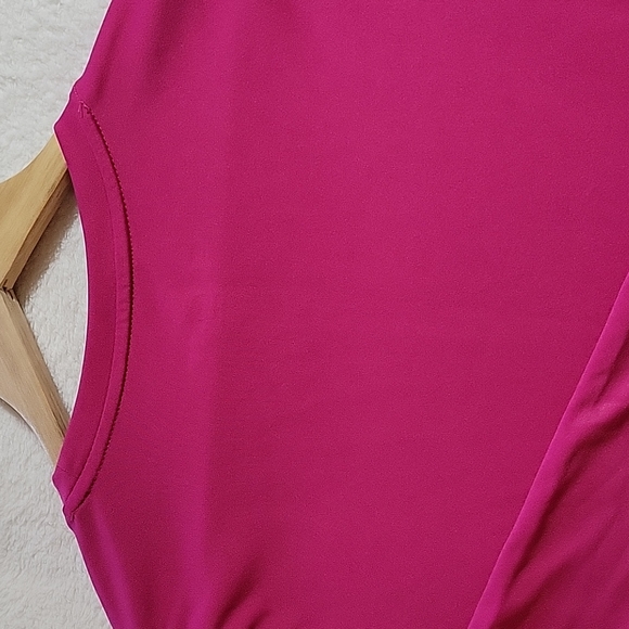 HANES LONGSLEEVE SPORTS SMALL - Picture 7 of 8